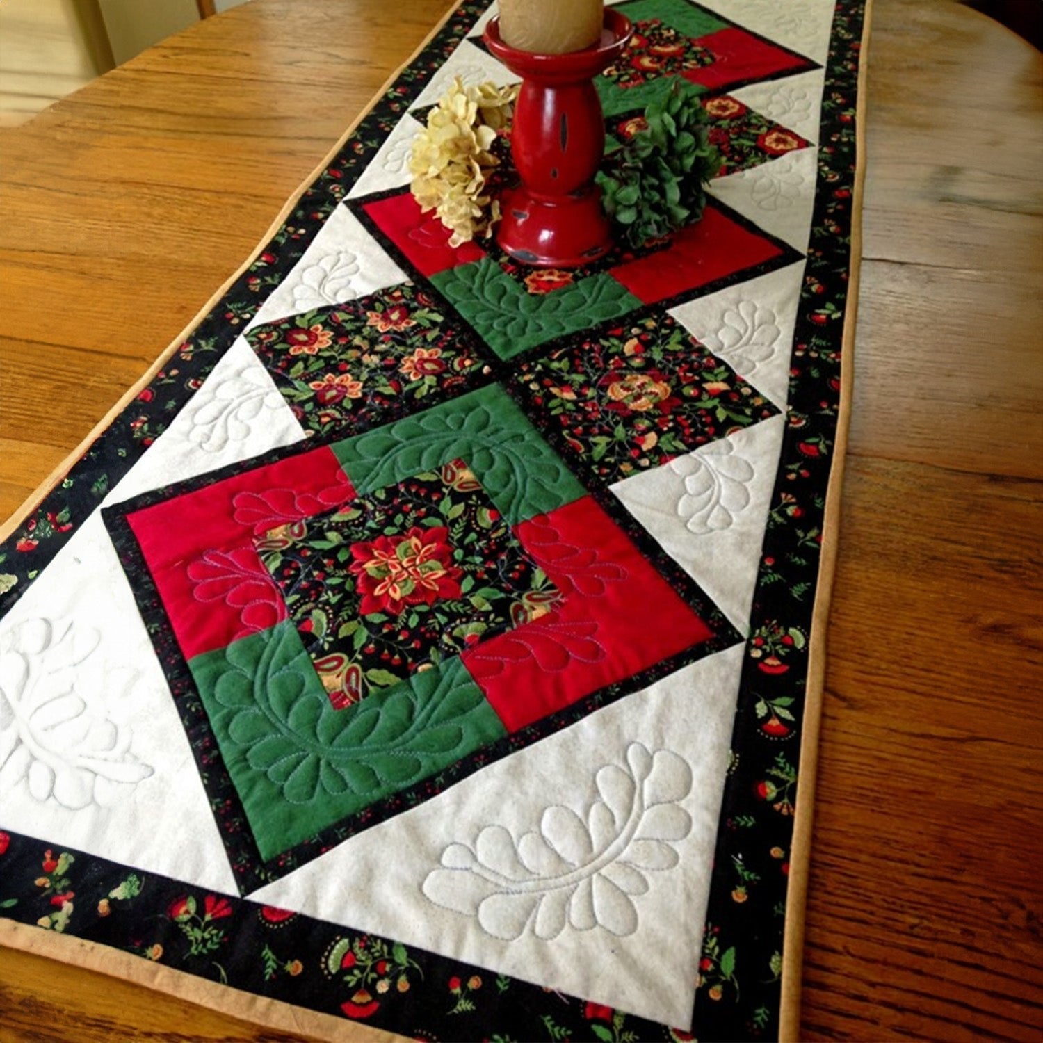 Christmas Wishes Table Runner