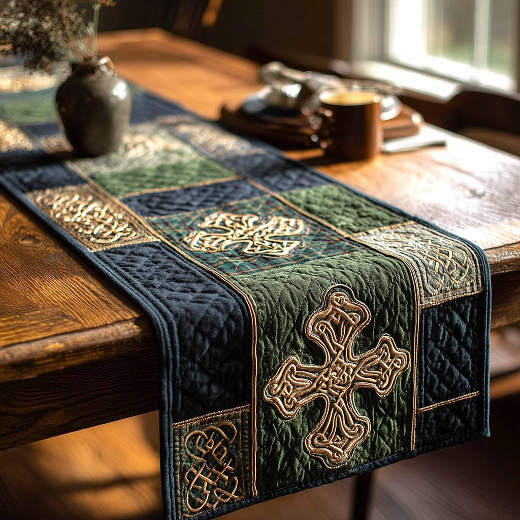 Heritage Knot Table Runner