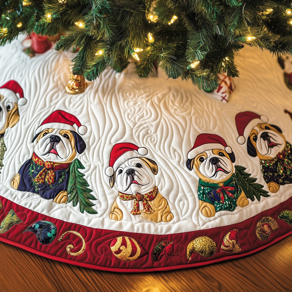 Bulldogs on the Fairy Light Hem Christmas Tree Skirt
