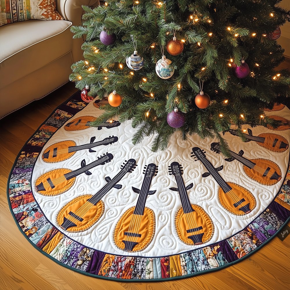 Mandolins with Patchwork Border Christmas Tree Skirt
