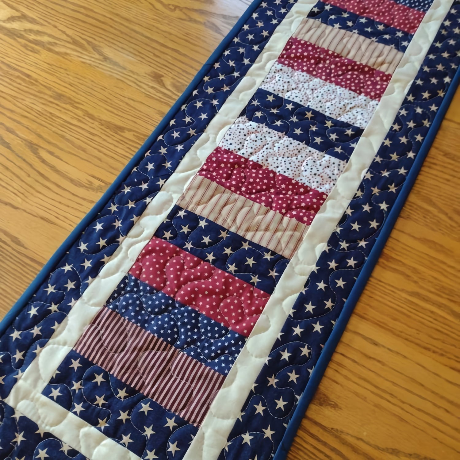 Glory Stars Table Runner