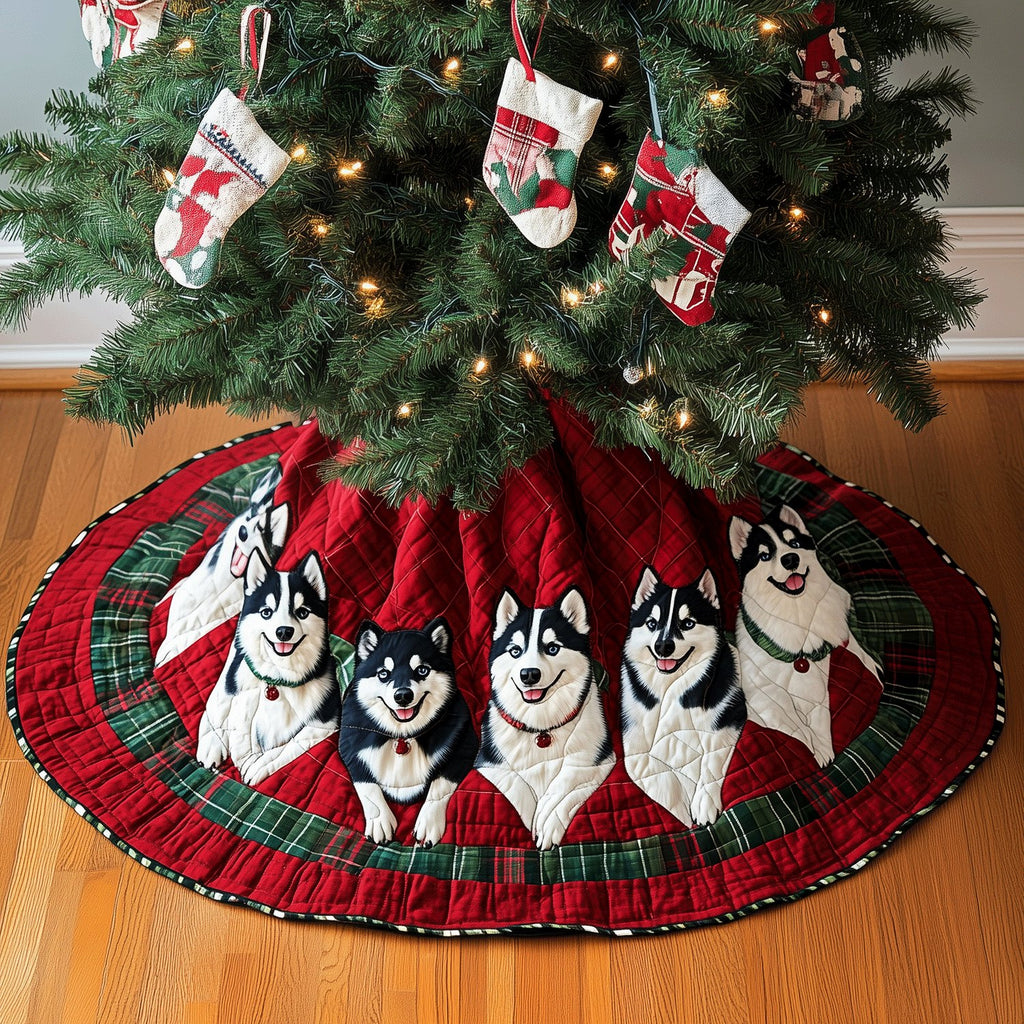 Huskies on the Red Patch Ring Christmas Tree Skirt