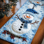 Merry Mistletoe Table Runner