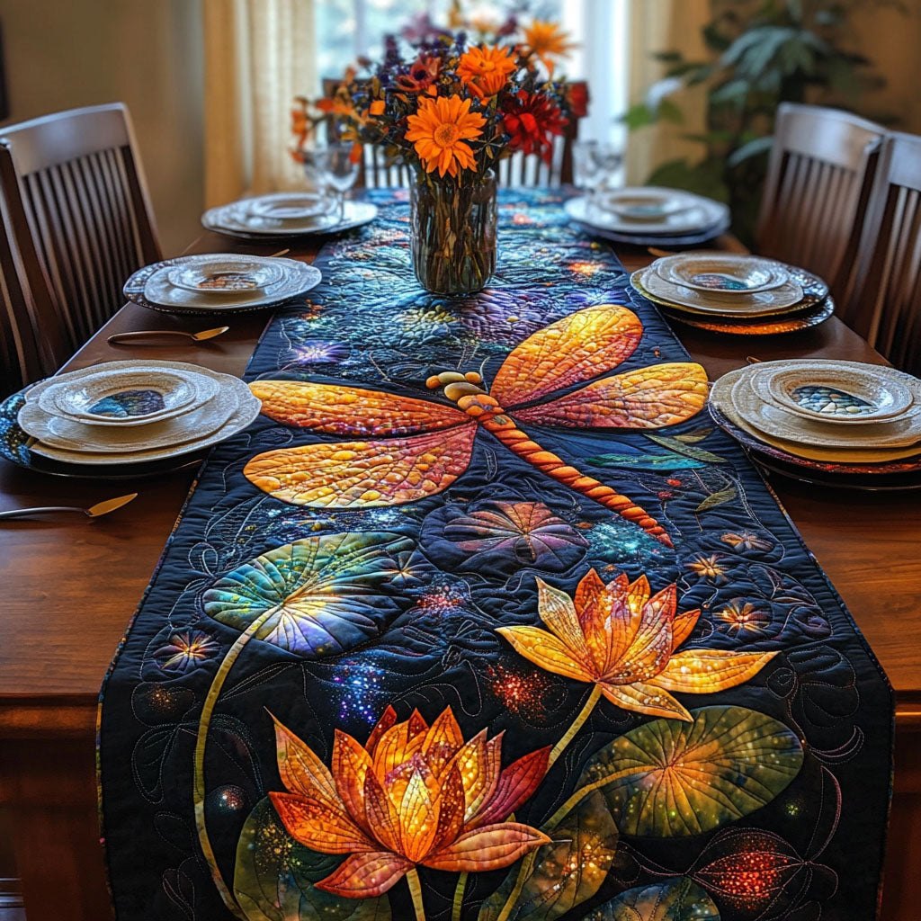 Nature Whirl Table Runner