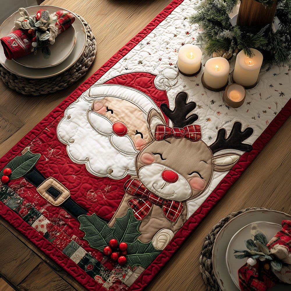 Noel Heartlight Table Runner