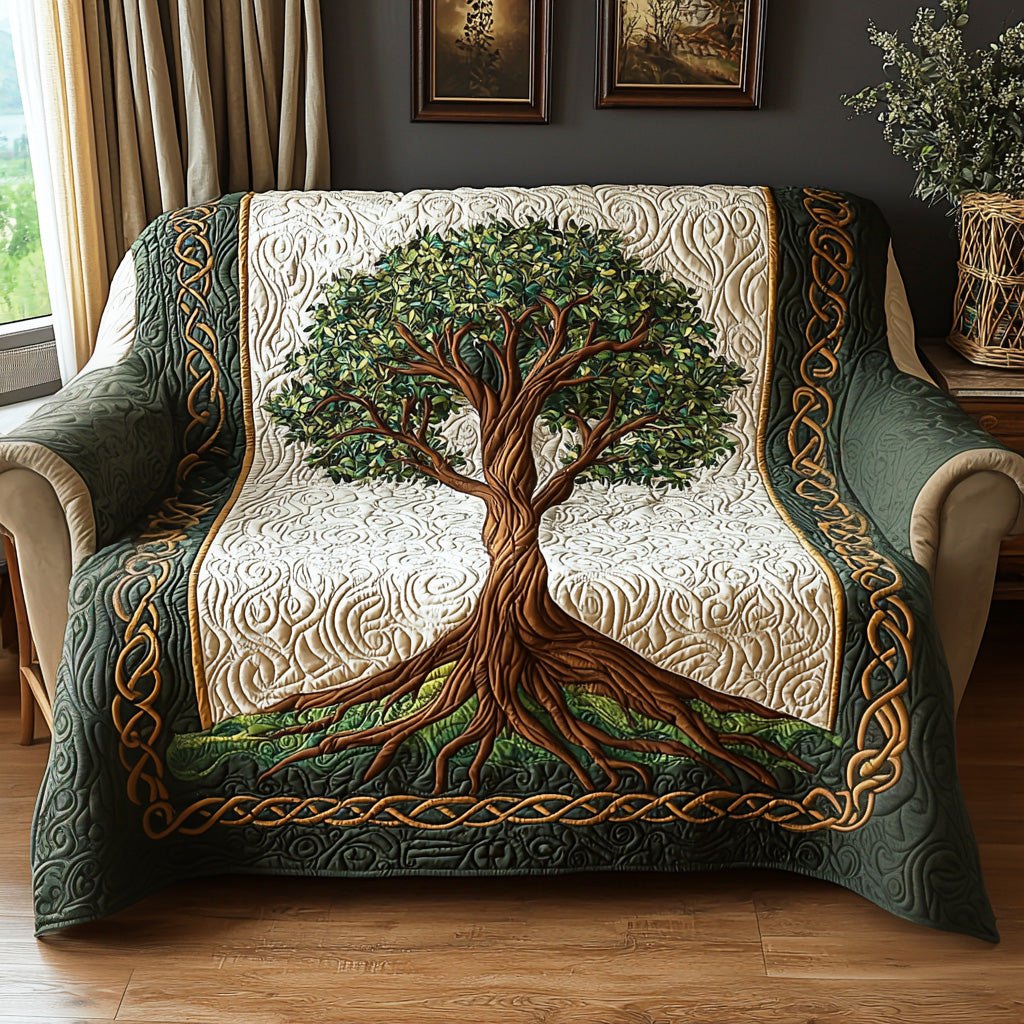Green Celtic Tree on Ivory Sofa Cover