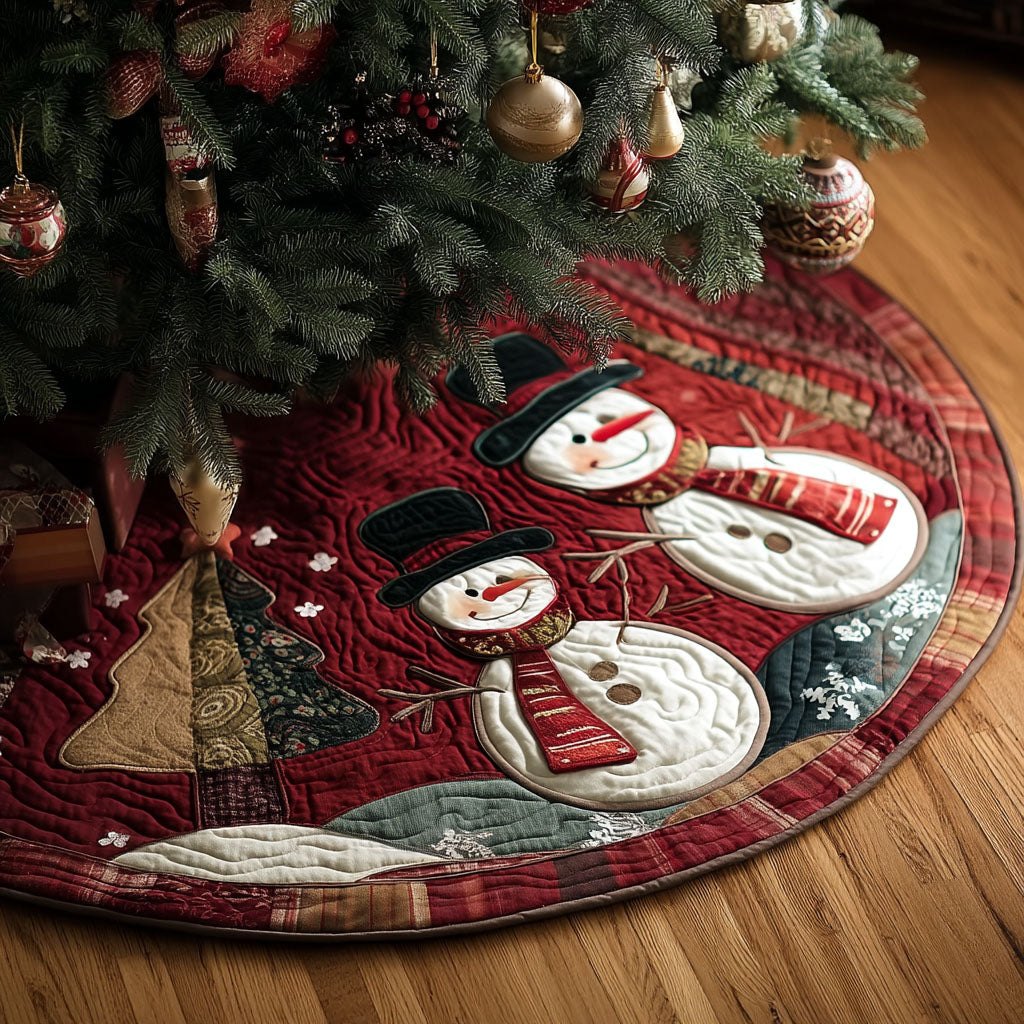 Smiling Snow Couple Christmas Tree Skirt