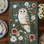 White Owl with Daisies on Green Table Runner