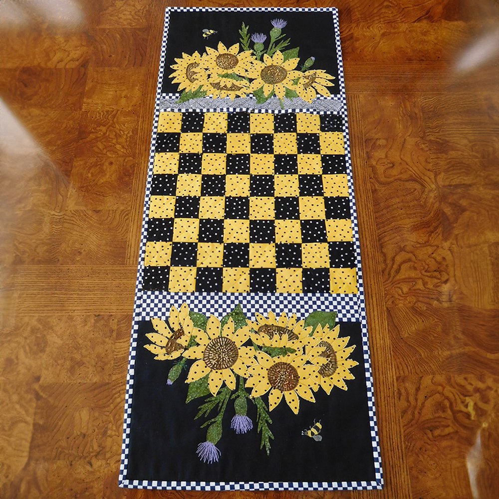 Sunflower Bouquet on Checkerboard Table Runner