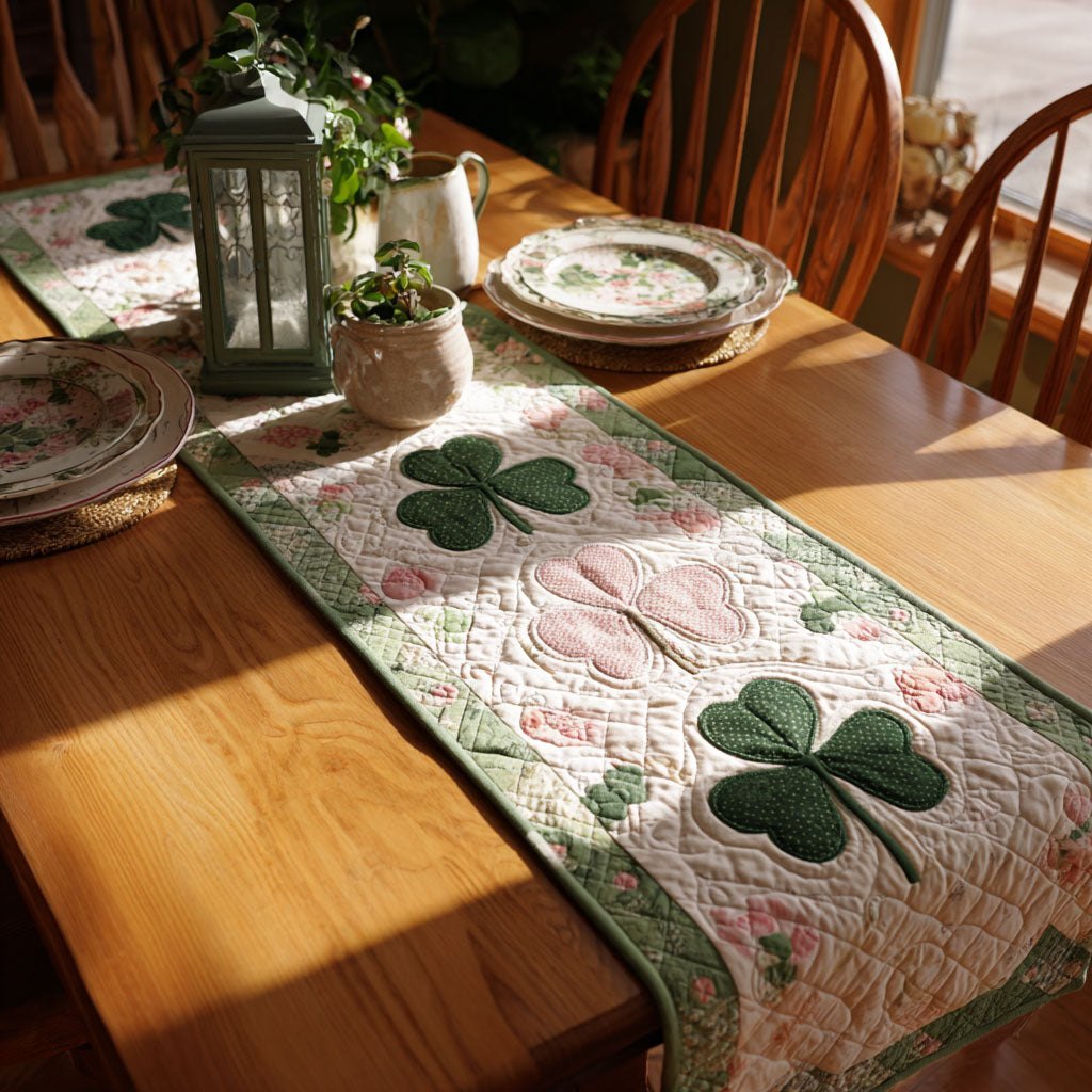 Whispering Clover Table Runner