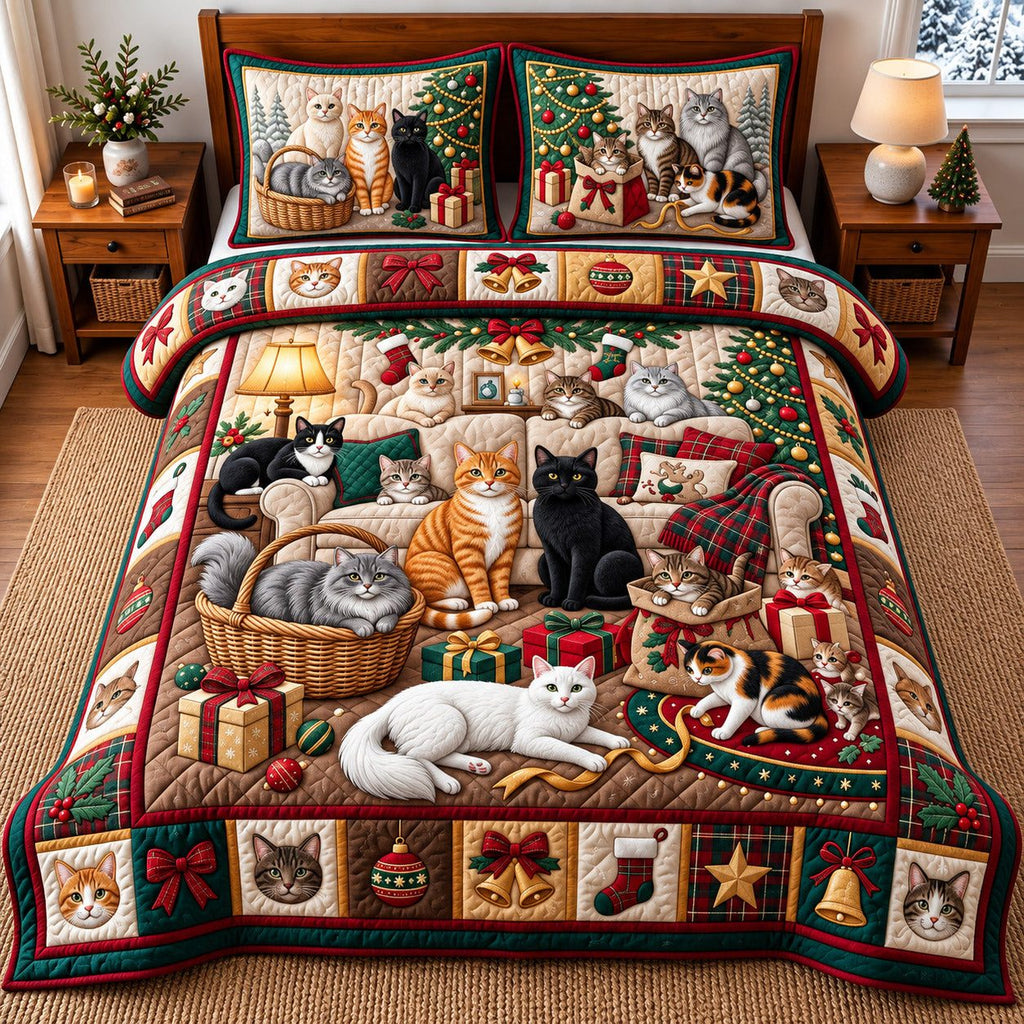 Cozy Cat quilted 3-piece bedding set on a made bed with two matching pillow shams